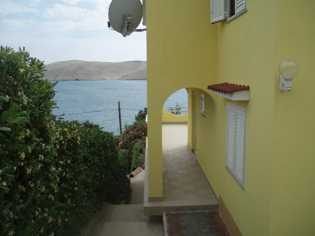 Apartments Roza Miskovici Екстер'єр фото