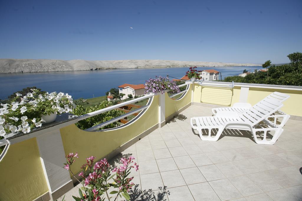Apartments Roza Miskovici Екстер'єр фото