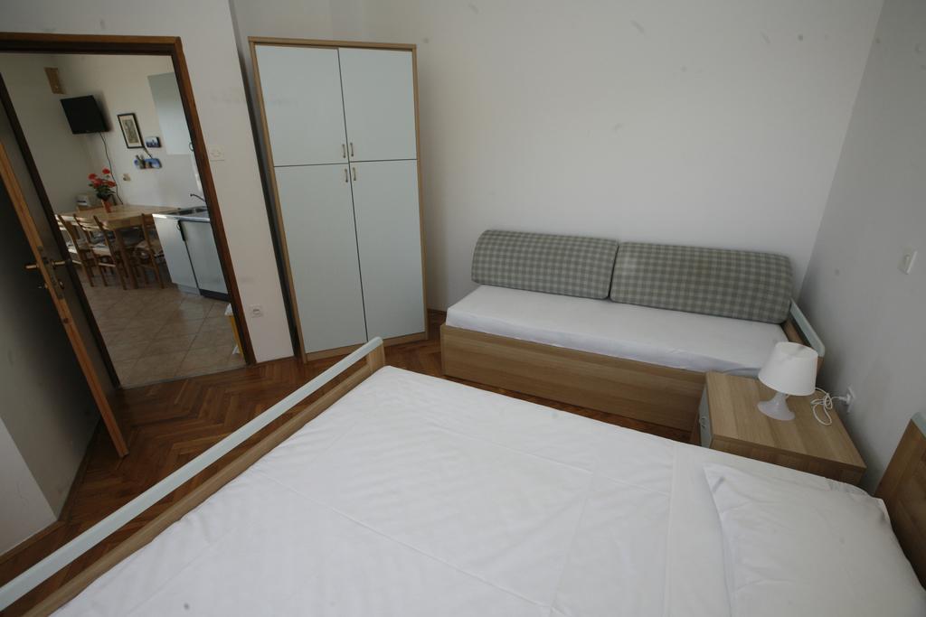 Apartments Roza Miskovici Екстер'єр фото