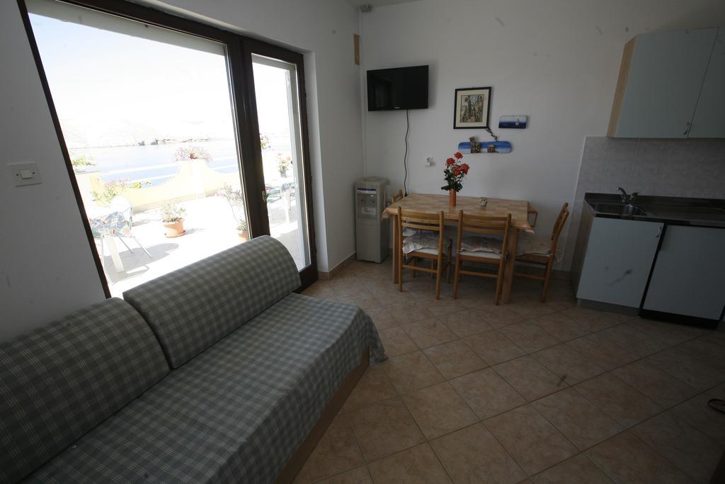 Apartments Roza Miskovici Екстер'єр фото
