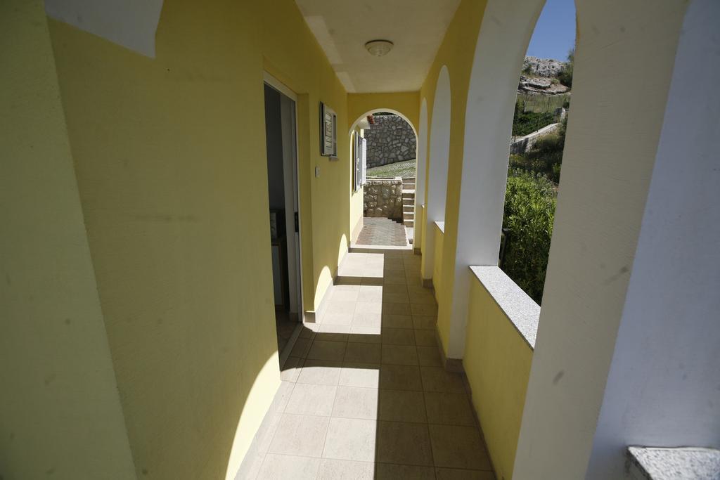 Apartments Roza Miskovici Екстер'єр фото